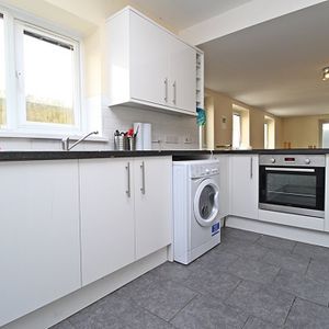 Colum Road, Cathays, Cardiff - Photo 3