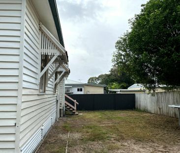Charming Renovated Home in Beachmere - Photo 3