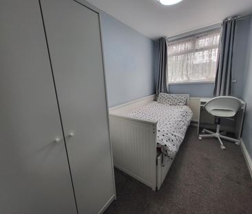 1 bedroom semi-detached house to rent - Photo 3