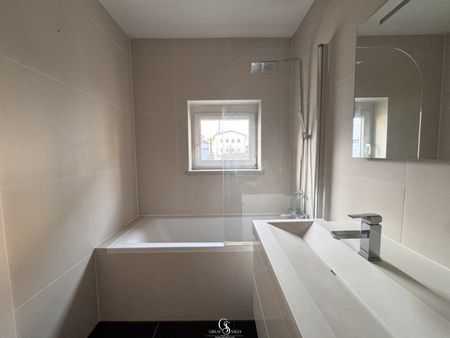 Lichtdurchflutete Terrassenwohnung mit Top-Ausstattung - Foto 4