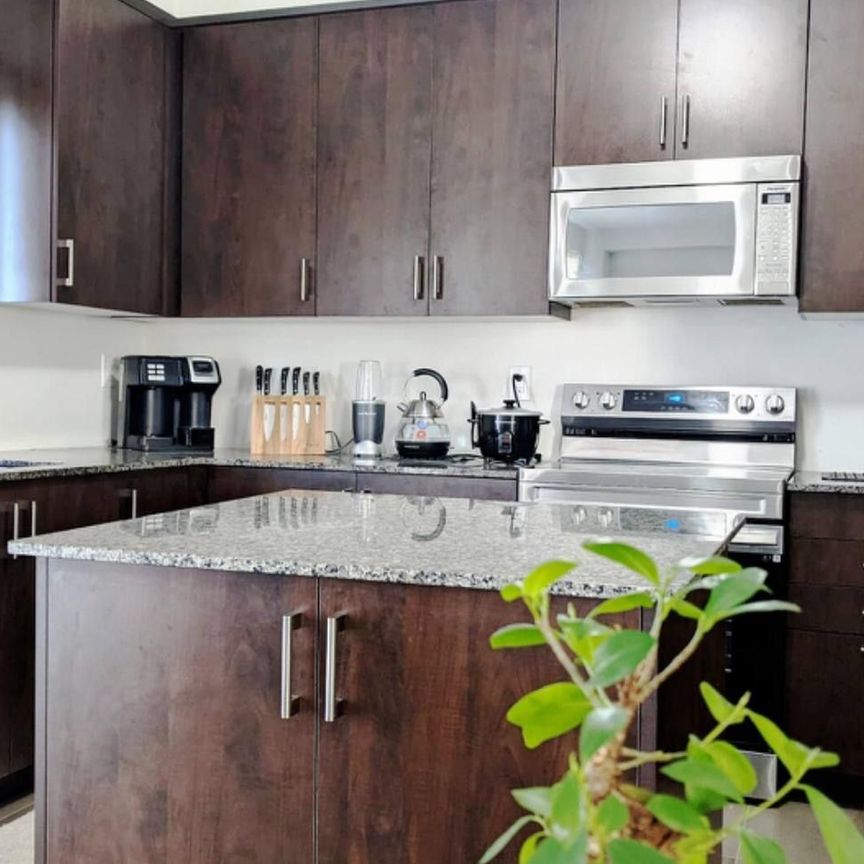 For Lease - 295 Midland Place, Welland, Ontario - Photo 1