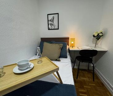 Calle de Sambara, Madrid, Community of Madrid 28027 - Photo 5