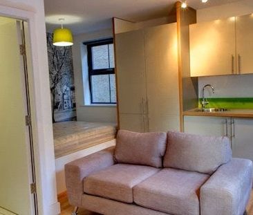 67 Newsome Road, Huddersfield, HD4 - Photo 4