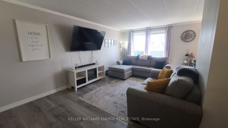 For Lease - 43 Taunton Road Unit# 48, Oshawa, Ontario - Photo 2