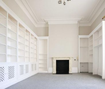 5 bedroom townhouse to rent - Photo 1