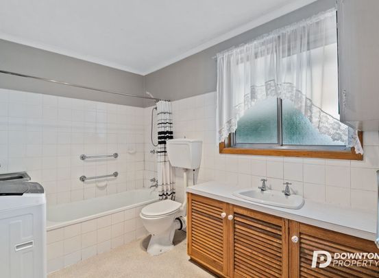 1/9 sunlea pl, glenorchy tas 7010 - Photo 1