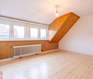 Charmante, frisch renovierte 3-Zimmer-Altbauwohnung mit Holzdielen ... - Photo 1