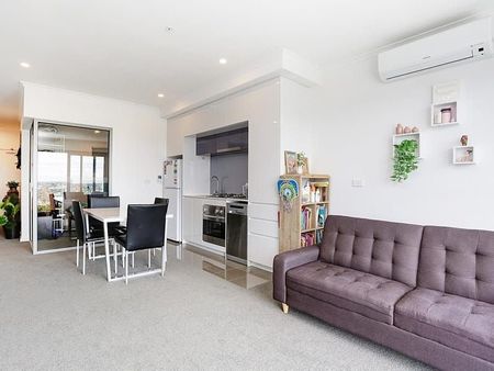 Excellent Location! - Photo 5