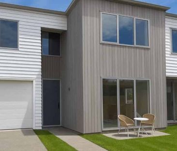 Luxury New Builds in Hauraki - Photo 1