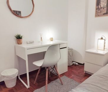 Rua de São Sebastião da Pedreira, Lisbon, Lisbon 1050-010 - Photo 5