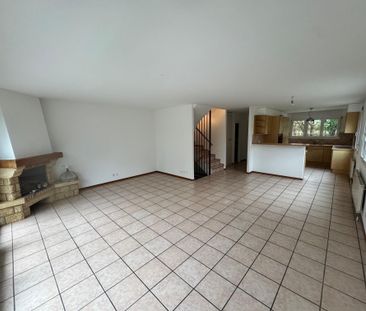 Charming semi-detached villa with 5.5 rooms in Rolle - Photo 2