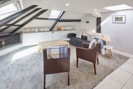 Flowergate - Photo 2