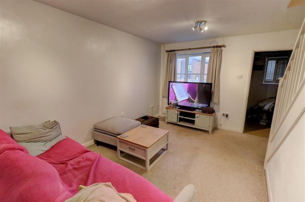 2 BED Detached house To rent - Photo 1