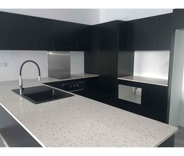 UPDATED 2 BEDROOM UNIT - DON'T MISS OUT ! - Photo 6