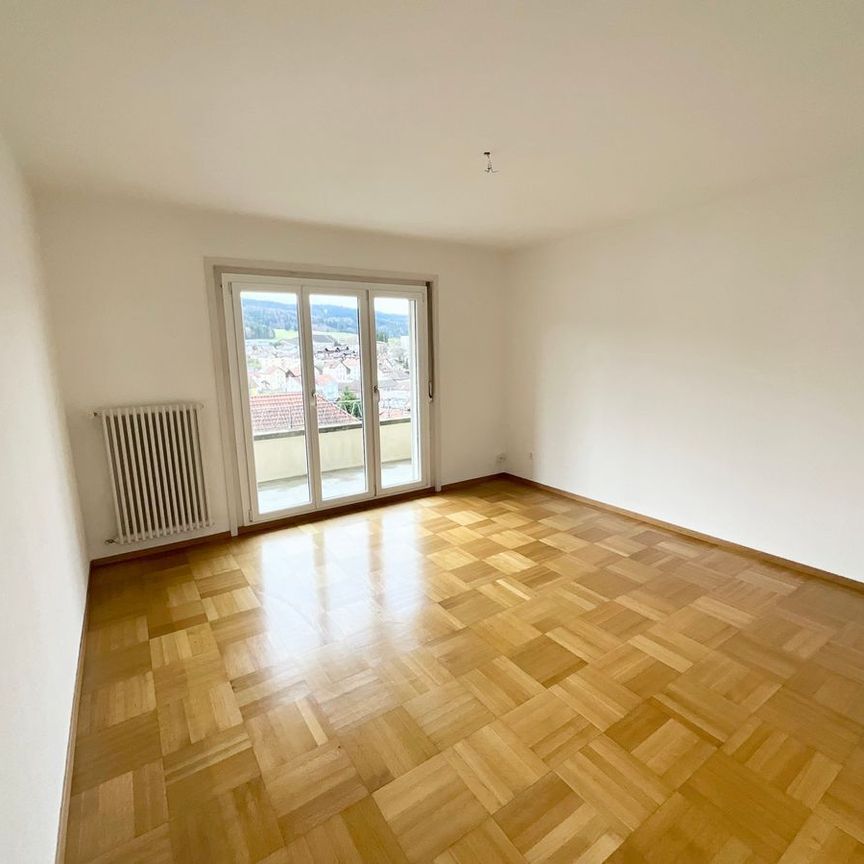 Charming 3.5-room apartment with balcony - Photo 1