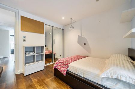 5 bedroom detached house to rent - Photo 2