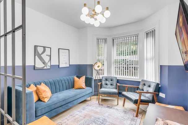 1 bedroom in a house share to rent - Photo 1