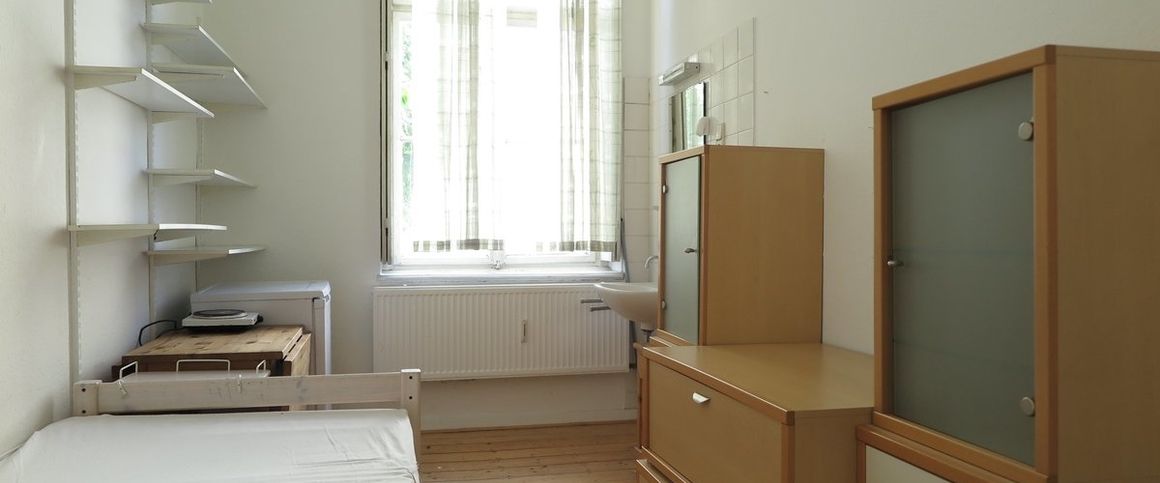 Studentenzimmer, möbliert in Altbauvilla in der Bonner Südstadt! - Photo 1