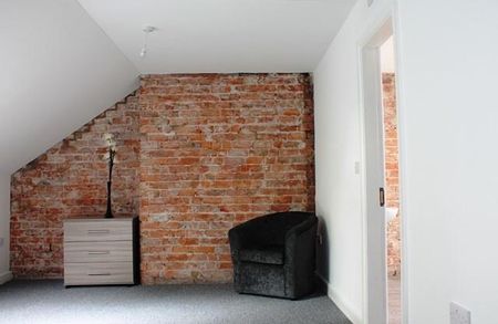 1 bedroom in a house share to rent - Photo 3