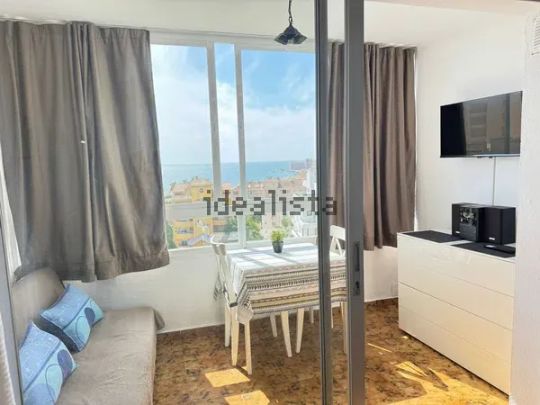 Alquiler de estudio en Calle San Francisco - Photo 1