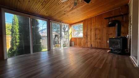 For Lease - 18 Jones Street, St. Catharines, Ontario - Photo 2