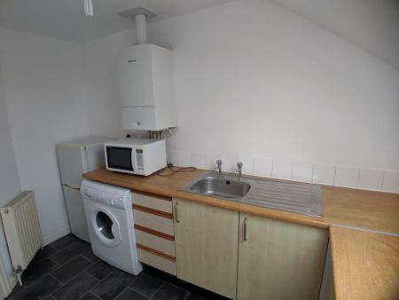 1 bedroom flat to rent - Photo 4