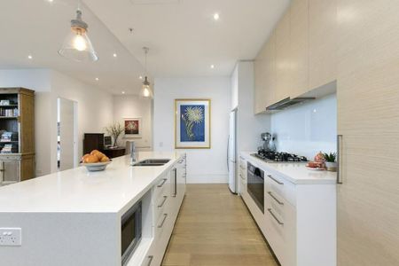 6106/35 Queens Bridge Street, Southbank. - Photo 3