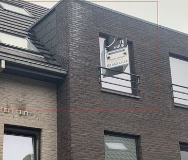 RUIM EN MODERN DUPLEX-APPARTEMENT IN OOSTERZELE - Photo 6