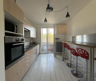 Location Appartement 3 pièces 74m² CHAMBERY 73000 - Photo 3