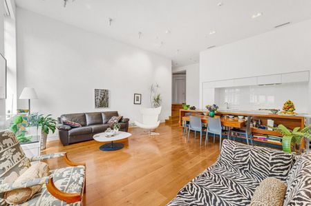 St James Penthouse Apartment Fully Furnished - Photo 5