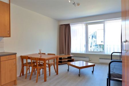 Gemeubelde studio, centrum Kortrijk - Photo 4