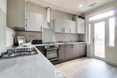 1 bedroom in a house share to rent - Photo 5