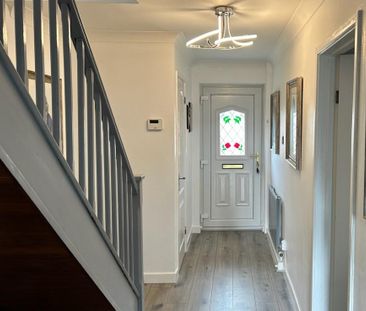 4 bedroom detached house to rent - Photo 6