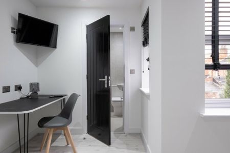 6 bedroom house to rent - Photo 4