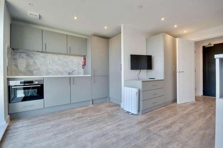 Brunel House, The Hard, Portsmouth, PO1 - Photo 4