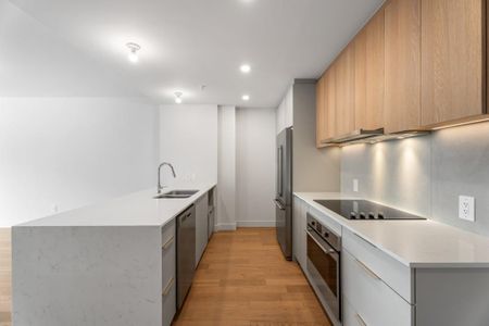 Nouveauté sur le marché Appartement à louer - Laval (Chomedey) (Carrefour Saint-Martin) - Photo 2