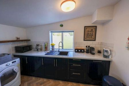 Lavorrick Orchard House Vicarage Hill, Mevagissey, St Austell, PL26 - Photo 4
