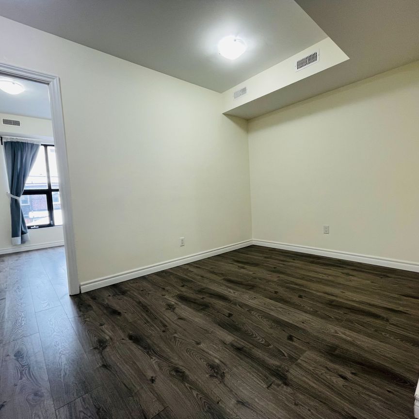 For Lease - 721 Danforth Avenue Unit# 2A, Toronto, Ontario - Photo 1