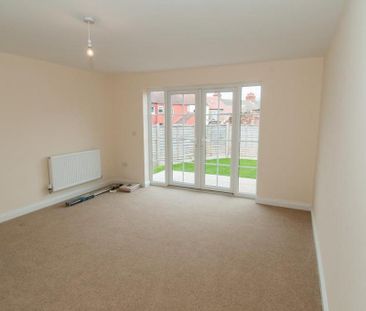3 bedroom terraced house to rent - Photo 6