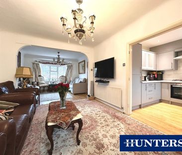 4 bedroom House To Let Total Size: 1407 SQ FT - Photo 2