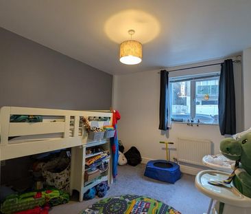 2 bedroom flat to rent - Photo 3