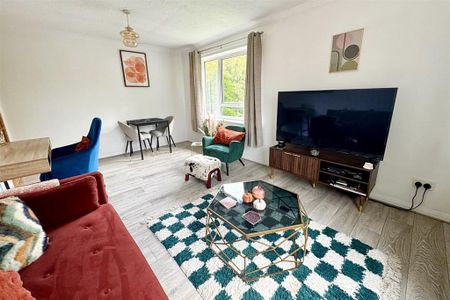 1 bedroom flat to rent - Photo 5