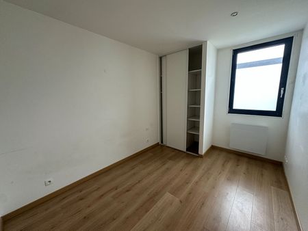 Location Appartement 3 pièces 60m² - Photo 5