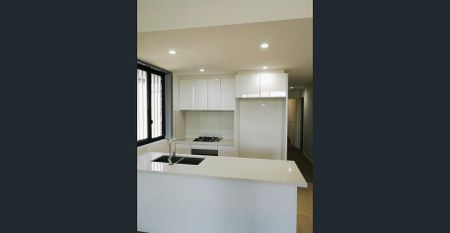 Modern style apartment close to Waitara Train Station - Photo 3