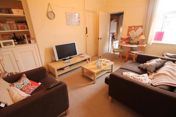 3 bedroom maisonette to rent - Photo 1