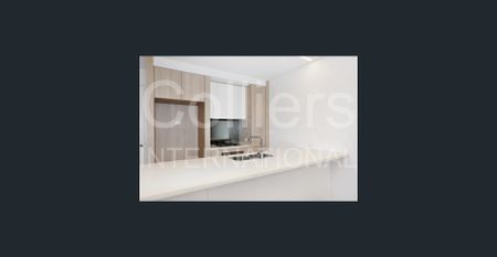 VERY LARGE FAMILY SIZED LUXURY APARTMENT – DUNSTAN GROVE LINDFIELD - Photo 4