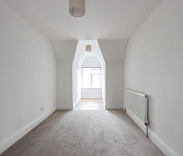 3 bedroom apartment to rent - Photo 4