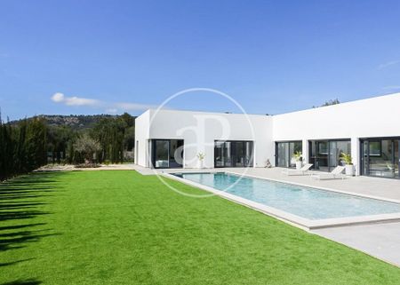 4 bedroom luxury Villa for rent in Bunyola, Spain - Photo 4