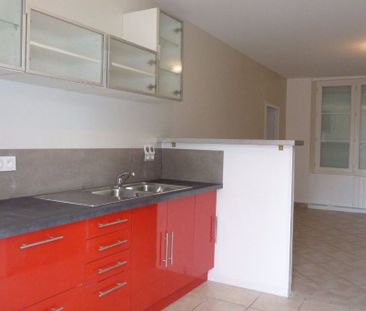 Location Appartement 3 pièces 48m² CHAILLY EN BIERE 77930 - Photo 3