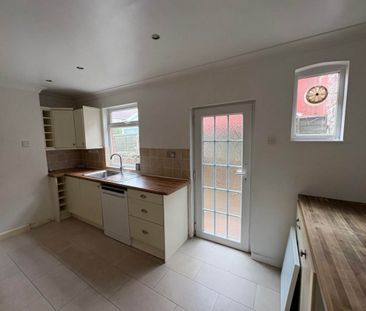 Weston-super-Mare, North Somerset - Photo 2